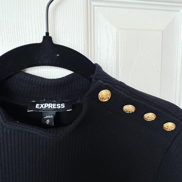 Express mock neck top - Picture 3 of 4